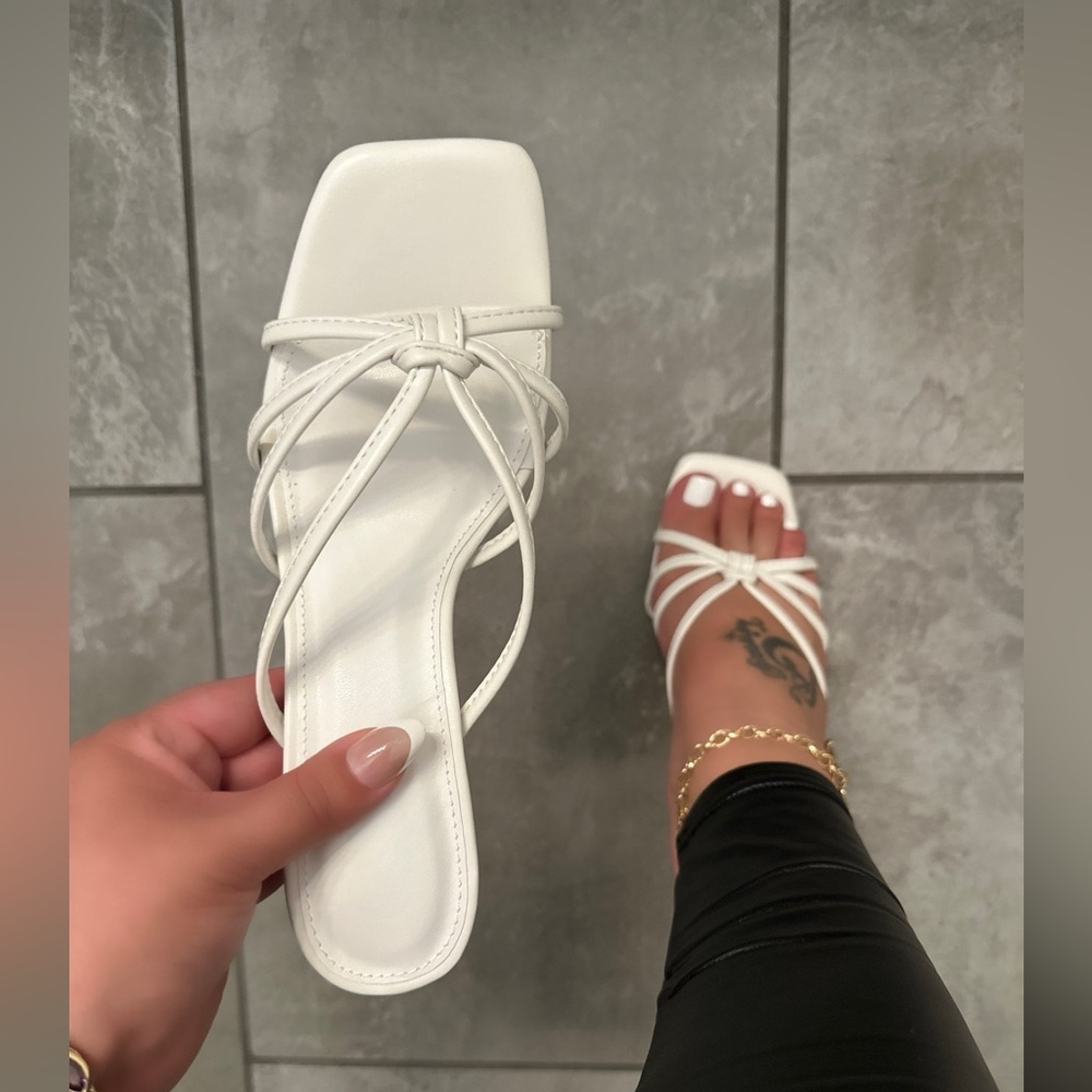 NEW!! White Strappy Square Toe Kitten Heels - Picture 2 of 4